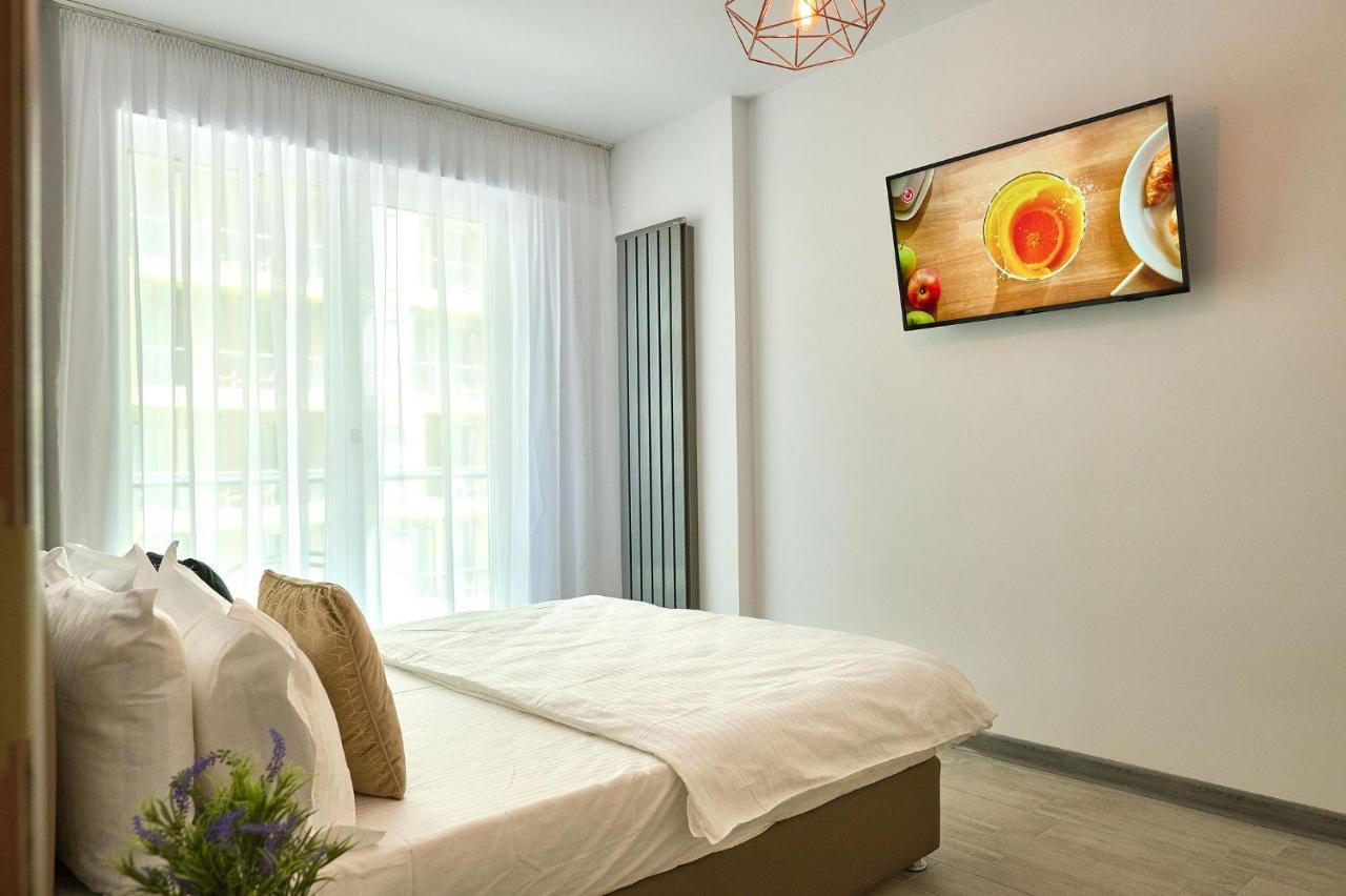 Orange Summer Apartment Spa Pools Beach Resort Mamaia Exterior foto